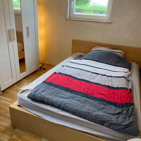 Modernes Studio Mit Separater Kueche Ройтлинген Экстерьер фото
